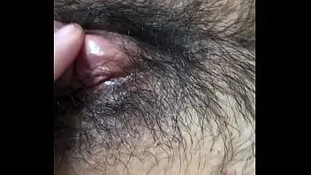 Afspelen Luid en lachend close-up poesje pulserend orgasme met weinig postorgasme