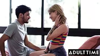 play প্রাপ্তবয়স্কদের সময় - শ কেউ খুঁজে বের করতে পারে না! কিশোর দম্পতি একে অপরের উপর তীব্র বেডরুম সেক্স এবং কাম আছে