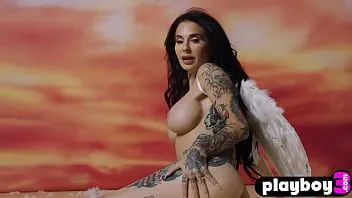 play Big tits milf joanna angel on wings of lust and showed her perfect curvy body