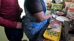 চালান ইন্ডিয়ান মেইড সোথি রান্নাঘরে বহিরাগত বুবিগার্লের বুলডিককে প্রতিহত করতে পারে না