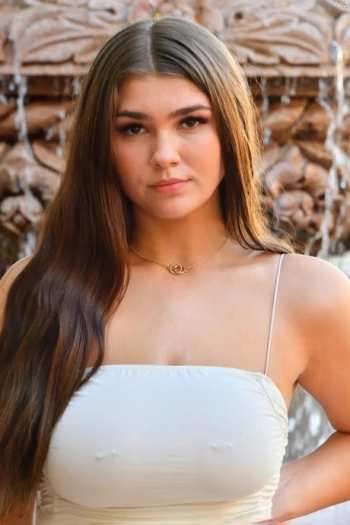 ポルノスター Aria Taylor
